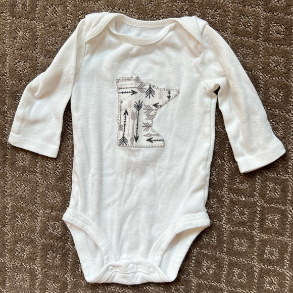 Minnesota teams onesies 3M - Picture 8 of 10